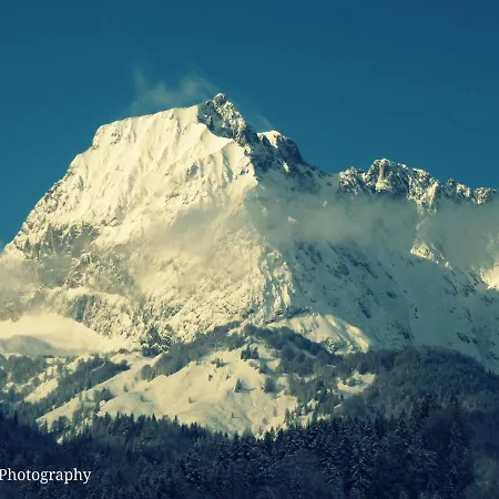 Sunlit Near Ski Area In Tyrol Διαμέρισμα