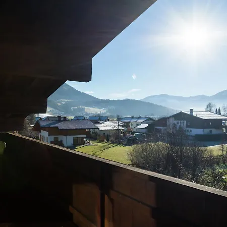 Διαμέρισμα Sunlit Near Ski Area In Tyrol Kirchdorf in Tirol