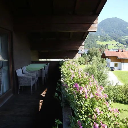 Διαμέρισμα Sunlit Near Ski Area In Tyrol Kirchdorf in Tirol